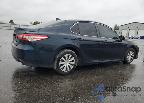 2019 Toyota Camry L из США, поврежденный, VIN 4T1B11HK8KU765496